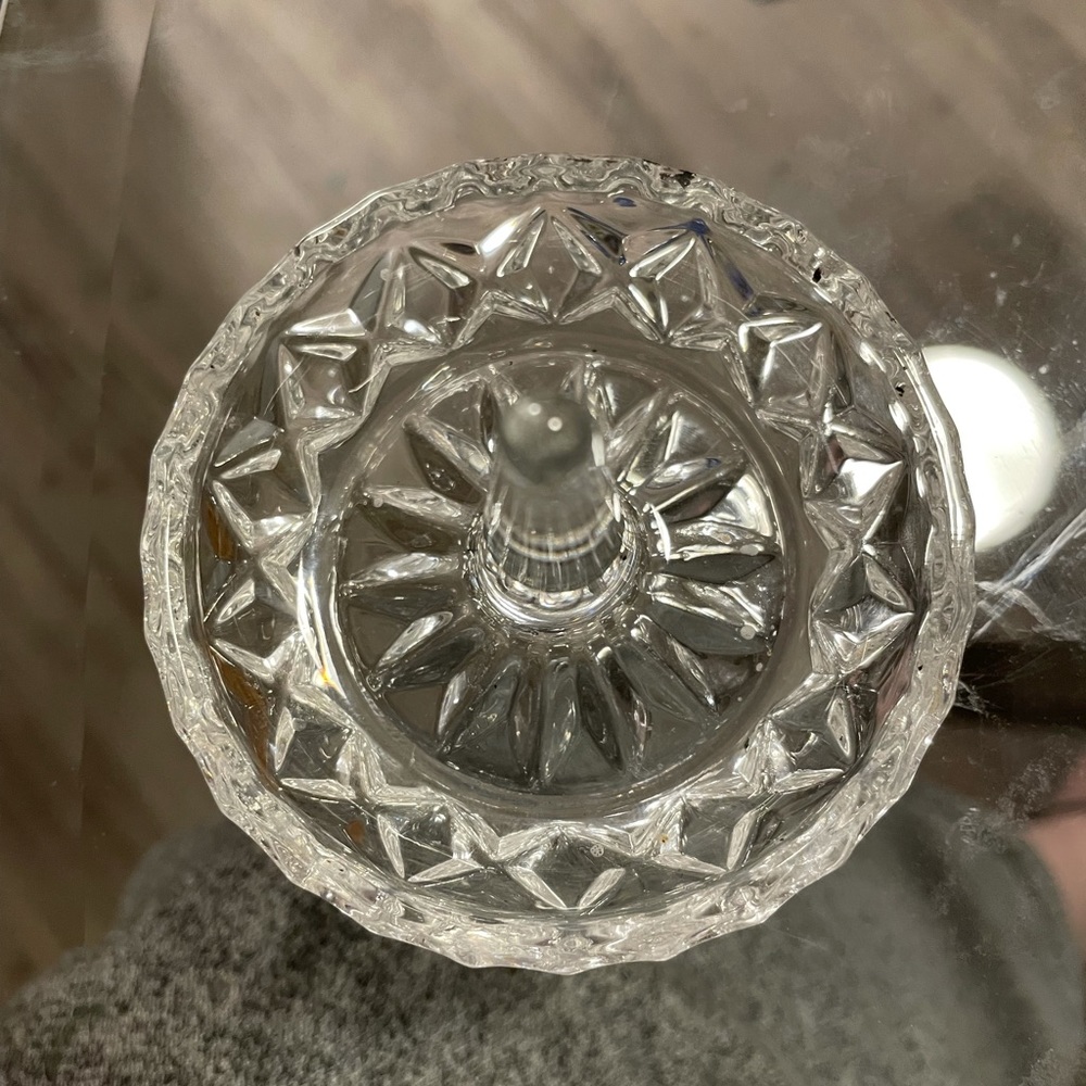 Ring holder - Picture 2 of 2